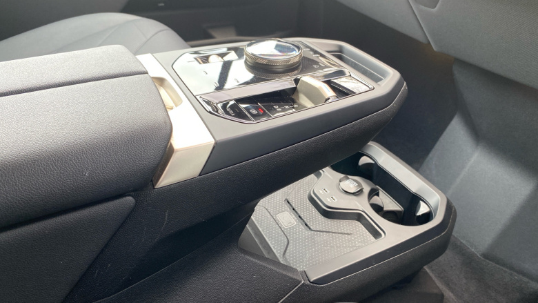 BMW iX 240kW xDrive40 M Sport Edition 76.6kWh 5dr Auto Electric Estate